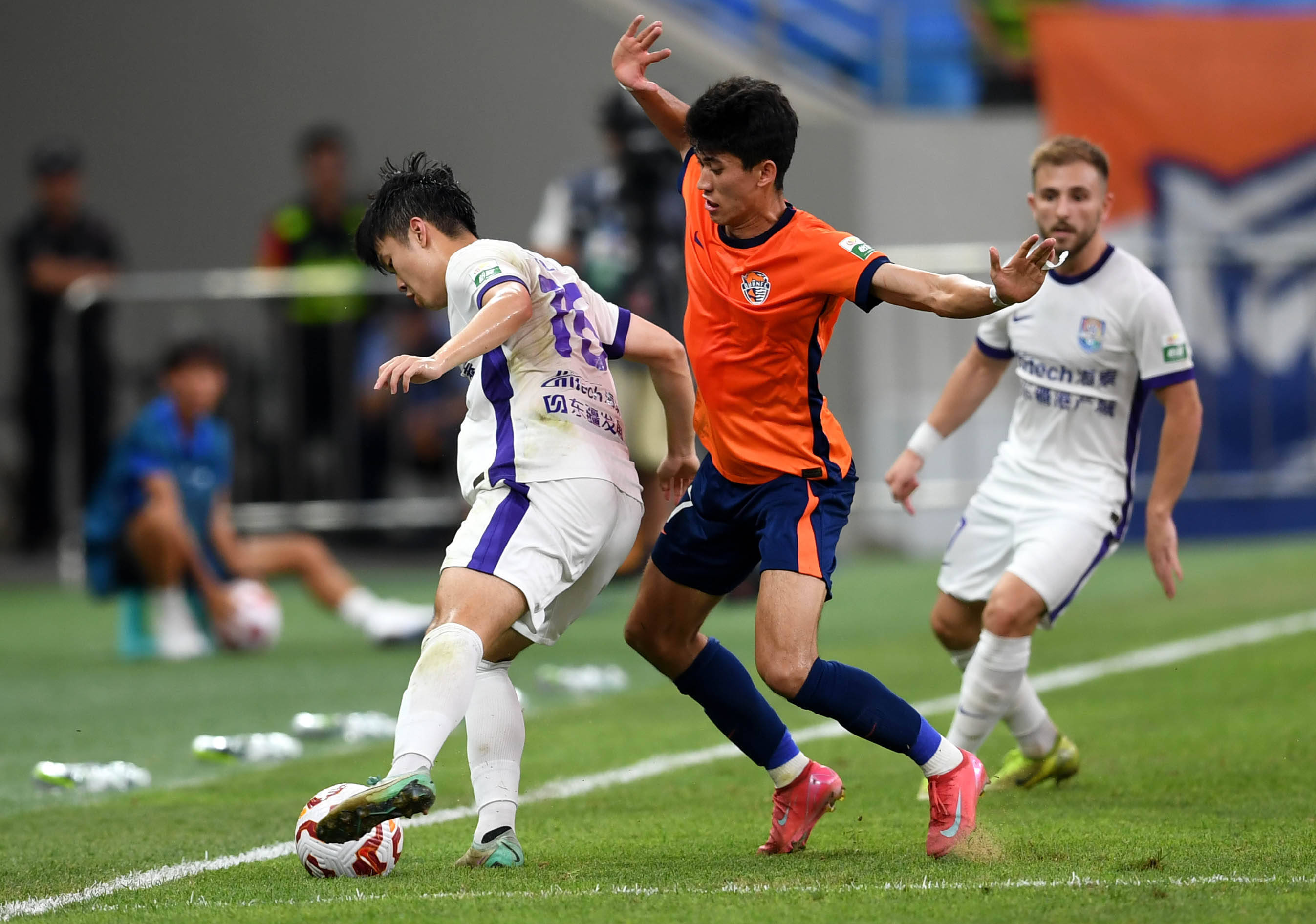 砸下接近5 砸下接近5