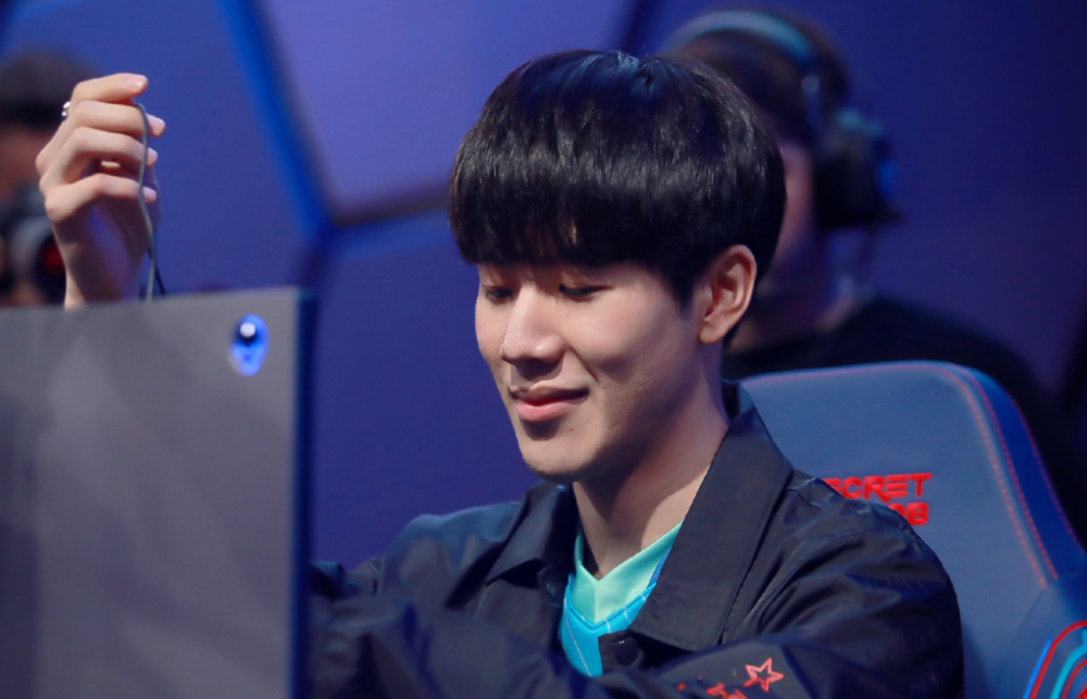 0战平青岛 0战平青岛